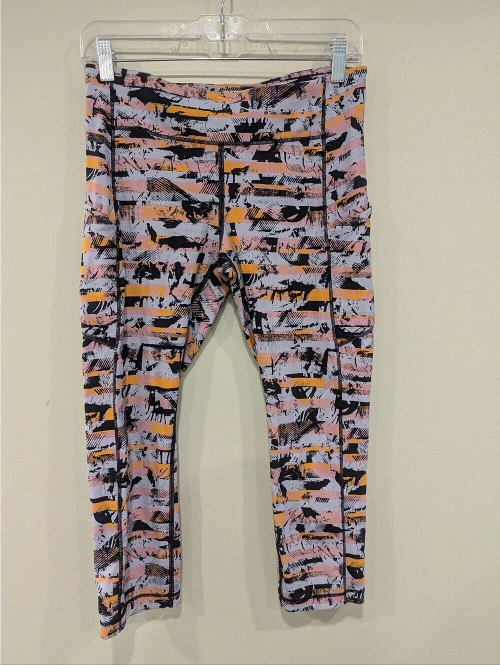 Lululemon Speed Up Crop 21